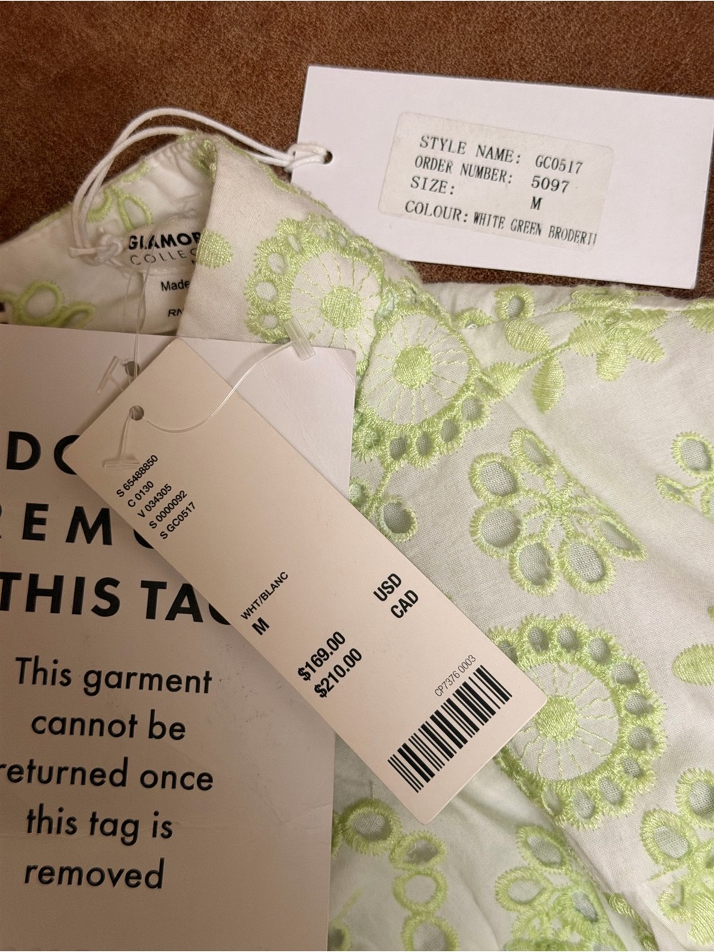 GLAMOROUS Eyelet Dress Size M US 8 White Green Embroidered Scalloped Mini NWT - Picture 11 of 15
